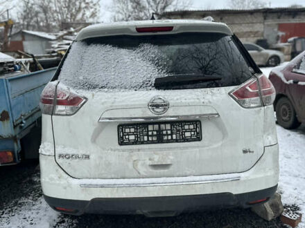 Белый Ниссан Rogue, объемом двигателя 2.5 л и пробегом 116 тыс. км за 8000 $, фото 1 на Automoto.ua