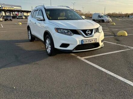 Белый Ниссан Rogue, объемом двигателя 2.5 л и пробегом 111 тыс. км за 15000 $, фото 1 на Automoto.ua