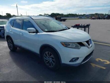 Белый Ниссан Rogue, объемом двигателя 0 л и пробегом 18 тыс. км за 1300 $, фото 1 на Automoto.ua