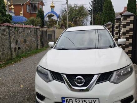 Ниссан Rogue 2016 в Виннице на Automoto.ua Белый Ниссан Rogue, объемом двигателя 2.49 л и пробегом 162 тыс. км за 12850 $, фото 1 на Automoto.ua