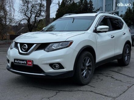 Белый Ниссан Rogue, объемом двигателя 2.5 л и пробегом 141 тыс. км за 13990 $, фото 1 на Automoto.ua