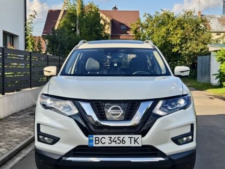 Белый Ниссан Rogue, объемом двигателя 2.5 л и пробегом 151 тыс. км за 15700 $, фото 1 на Automoto.ua