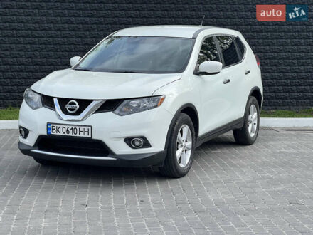 Ніссан Rogue 2016 у Рівному на Automoto.ua Білий Ніссан Rogue, об'ємом двигуна 2.5 л та пробігом 182 тис. км за 12800 $, фото 1 на Automoto.ua