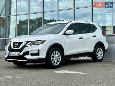 Ніссан Rogue 2016 у Києві на Automoto.ua Білий Ніссан Rogue, об'ємом двигуна 2.5 л та пробігом 117 тис. км за 14490 $, фото 1 на Automoto.ua