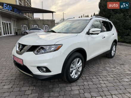 Белый Ниссан Rogue, объемом двигателя 2.5 л и пробегом 90 тыс. км за 13800 $, фото 1 на Automoto.ua