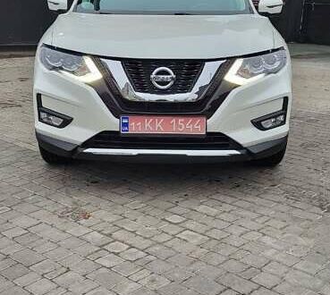 Белый Ниссан Rogue, объемом двигателя 2.5 л и пробегом 147 тыс. км за 14990 $, фото 1 на Automoto.ua