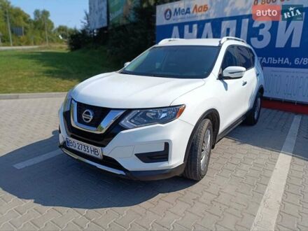Ниссан Rogue 2016 в Тернополе на Automoto.ua Белый Ниссан Rogue, объемом двигателя 2.5 л и пробегом 192 тыс. км за 12999 $, фото 1 на Automoto.ua