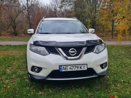 Белый Ниссан Rogue, объемом двигателя 2.49 л и пробегом 214 тыс. км за 13500 $, фото 1 на Automoto.ua