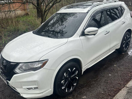 Білий Ніссан Rogue, об'ємом двигуна 2.49 л та пробігом 87 тис. км за 16000 $, фото 1 на Automoto.ua