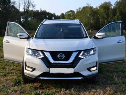 Белый Ниссан Rogue, объемом двигателя 2.5 л и пробегом 120 тыс. км за 13000 $, фото 1 на Automoto.ua