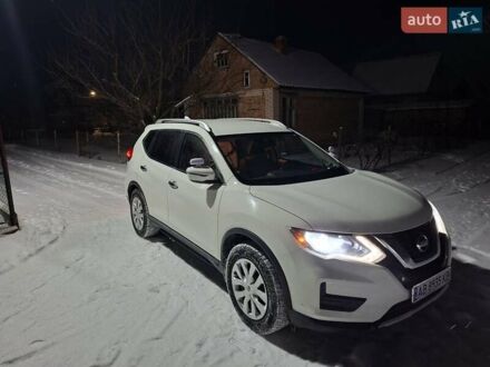 Белый Ниссан Rogue, объемом двигателя 2.49 л и пробегом 104 тыс. км за 12000 $, фото 1 на Automoto.ua