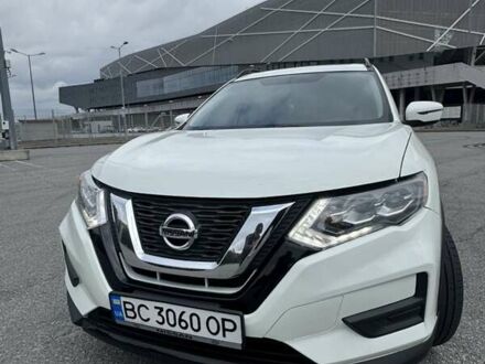 Белый Ниссан Rogue, объемом двигателя 2.5 л и пробегом 248 тыс. км за 14100 $, фото 1 на Automoto.ua