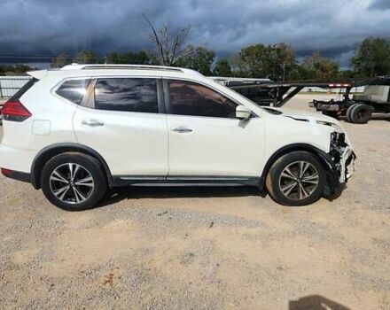 Белый Ниссан Rogue, объемом двигателя 2.49 л и пробегом 132 тыс. км за 11300 $, фото 1 на Automoto.ua