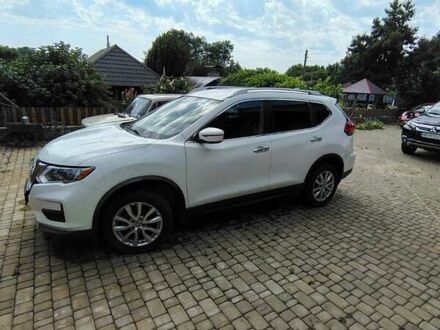 Белый Ниссан Rogue, объемом двигателя 2.5 л и пробегом 120 тыс. км за 17500 $, фото 1 на Automoto.ua