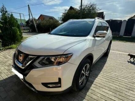 Ніссан Rogue 2017 у Одесі на Automoto.ua Білий Ніссан Rogue, об'ємом двигуна 2.5 л та пробігом 99 тис. км за 14500 $, фото 1 на Automoto.ua