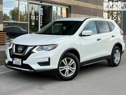 Ниссан Rogue 2017 в Тернополе на Automoto.ua Белый Ниссан Rogue, объемом двигателя 2.5 л и пробегом 104 тыс. км за 14800 $, фото 1 на Automoto.ua