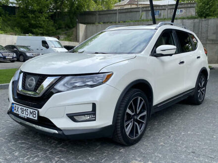 Ніссан Rogue 2017 у Києві на Automoto.ua Білий Ніссан Rogue, об'ємом двигуна 2.49 л та пробігом 120 тис. км за 15999 $, фото 1 на Automoto.ua