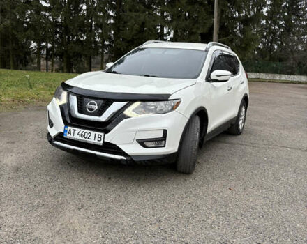 Белый Ниссан Rogue, объемом двигателя 2.49 л и пробегом 213 тыс. км за 11800 $, фото 1 на Automoto.ua