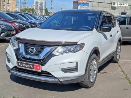 Ніссан Rogue 2017 у Харкові на Automoto.ua Білий Ніссан Rogue, об'ємом двигуна 2.5 л та пробігом 159 тис. км за 14690 $, фото 1 на Automoto.ua