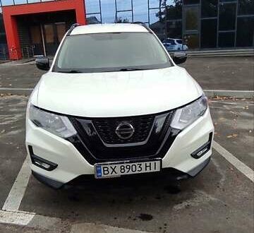 Ніссан Rogue 2017 у Харкові на Automoto.ua Білий Ніссан Rogue, об'ємом двигуна 2.49 л та пробігом 178 тис. км за 15000 $, фото 1 на Automoto.ua