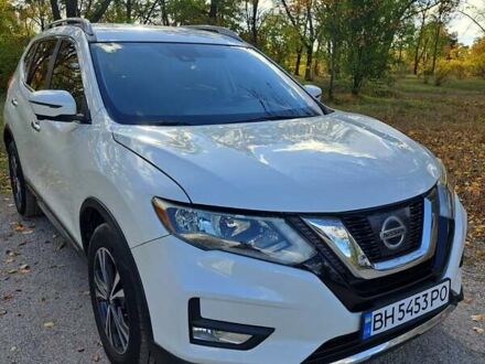 Ниссан Rogue 2017 в Кропивницком (Кировограде) на Automoto.ua Белый Ниссан Rogue, объемом двигателя 2.5 л и пробегом 101 тыс. км за 17300 $, фото 1 на Automoto.ua