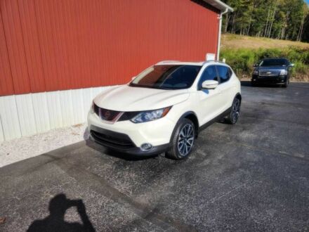 Білий Ніссан Rogue, об'ємом двигуна 2 л та пробігом 57 тис. км за 2850 $, фото 1 на Automoto.ua