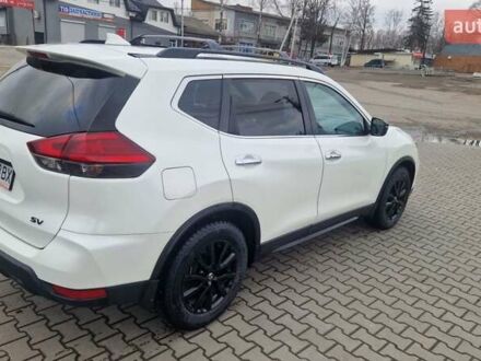 Ниссан Rogue 2017 в Черновцах на Automoto.ua Белый Ниссан Rogue, объемом двигателя 2.5 л и пробегом 122 тыс. км за 14500 $, фото 1 на Automoto.ua