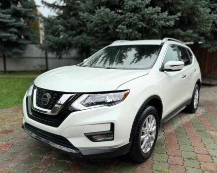 Білий Ніссан Rogue, об'ємом двигуна 2.5 л та пробігом 120 тис. км за 13000 $, фото 1 на Automoto.ua