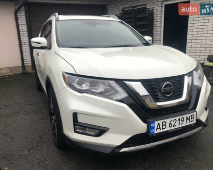 Белый Ниссан Rogue, объемом двигателя 2.49 л и пробегом 124 тыс. км за 17900 $, фото 1 на Automoto.ua