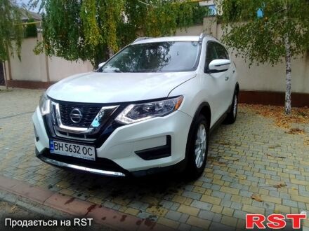 Белый Ниссан Rogue, объемом двигателя 2.5 л и пробегом 60 тыс. км за 17200 $, фото 1 на Automoto.ua