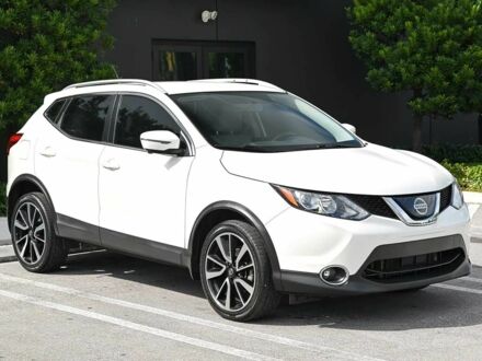 Белый Ниссан Rogue, объемом двигателя 2 л и пробегом 39 тыс. км за 4500 $, фото 1 на Automoto.ua