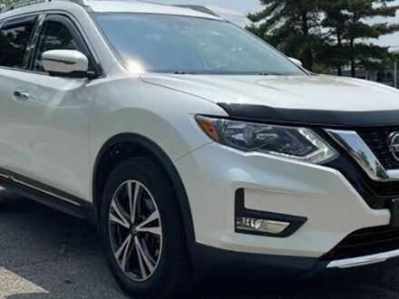 Ниссан Rogue 2018 в Хмельницком на Automoto.ua Белый Ниссан Rogue, объемом двигателя 2.5 л и пробегом 43 тыс. км за 8500 $, фото 1 на Automoto.ua