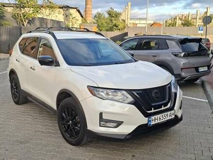 Ніссан Rogue 2018 у Одесі на Automoto.ua Білий Ніссан Rogue, об'ємом двигуна 2.49 л та пробігом 67 тис. км за 17400 $, фото 1 на Automoto.ua