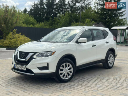 Ниссан Rogue 2018 в Подволочиск на Automoto.ua Белый Ниссан Rogue, объемом двигателя 2.49 л и пробегом 72 тыс. км за 13999 $, фото 1 на Automoto.ua
