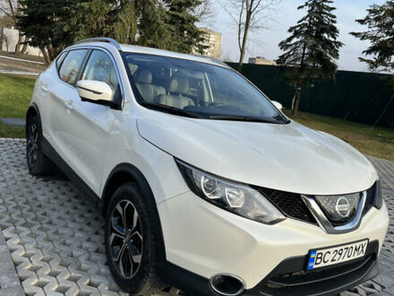 Ниссан Rogue 2018 в Львове на Automoto.ua Белый Ниссан Rogue, объемом двигателя 2 л и пробегом 66 тыс. км за 15500 $, фото 1 на Automoto.ua