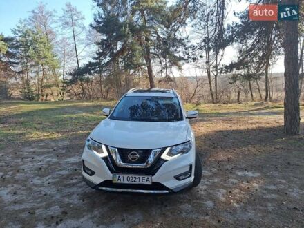 Ниссан Rogue 2018 в Белой Церкве на Automoto.ua Белый Ниссан Rogue, объемом двигателя 2.5 л и пробегом 98 тыс. км за 16300 $, фото 1 на Automoto.ua