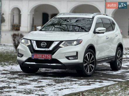Белый Ниссан Rogue, объемом двигателя 2.5 л и пробегом 21 тыс. км за 18600 $, фото 1 на Automoto.ua