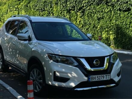 Ниссан Rogue 2019 в Одессе на Automoto.ua Белый Ниссан Rogue, объемом двигателя 2.5 л и пробегом 30 тыс. км за 15998 $, фото 1 на Automoto.ua