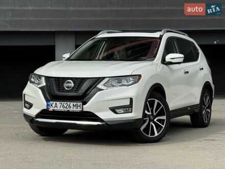 Ниссан Rogue 2019 в Киеве на Automoto.ua Белый Ниссан Rogue, объемом двигателя 2.49 л и пробегом 102 тыс. км за 17900 $, фото 1 на Automoto.ua