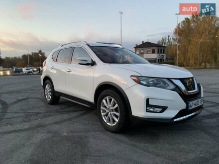 Белый Ниссан Rogue, объемом двигателя 2.49 л и пробегом 65 тыс. км за 15500 $, фото 1 на Automoto.ua
