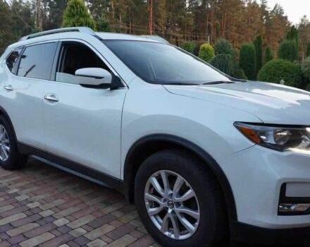 Белый Ниссан Rogue, объемом двигателя 2.5 л и пробегом 84 тыс. км за 14000 $, фото 1 на Automoto.ua