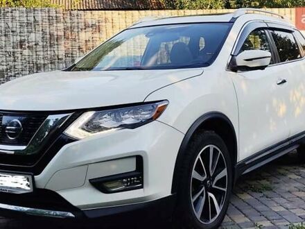 Ниссан Rogue 2019 в Киеве на Automoto.ua Белый Ниссан Rogue, объемом двигателя 2.49 л и пробегом 72 тыс. км за 19700 $, фото 1 на Automoto.ua