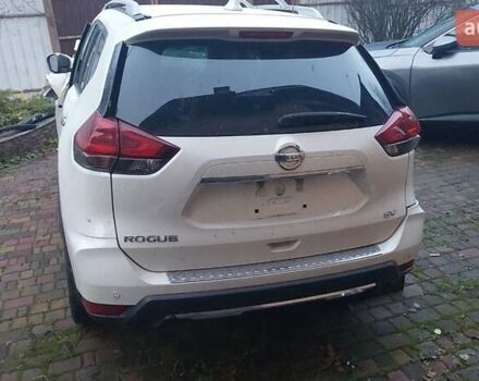 Белый Ниссан Rogue, объемом двигателя 2.49 л и пробегом 81 тыс. км за 7500 $, фото 1 на Automoto.ua