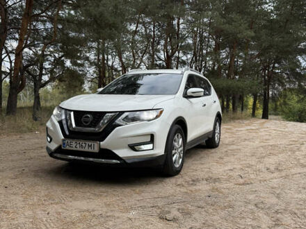 Белый Ниссан Rogue, объемом двигателя 2.49 л и пробегом 135 тыс. км за 15500 $, фото 1 на Automoto.ua