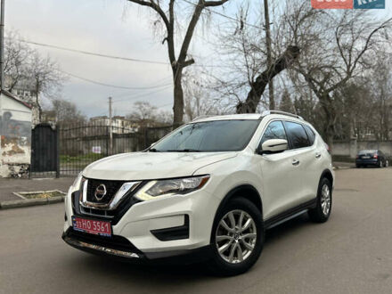Белый Ниссан Rogue, объемом двигателя 2.49 л и пробегом 164 тыс. км за 14500 $, фото 1 на Automoto.ua