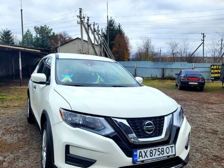 Белый Ниссан Rogue, объемом двигателя 2.5 л и пробегом 41 тыс. км за 16800 $, фото 1 на Automoto.ua