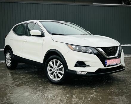 Белый Ниссан Rogue, объемом двигателя 2 л и пробегом 111 тыс. км за 15799 $, фото 1 на Automoto.ua