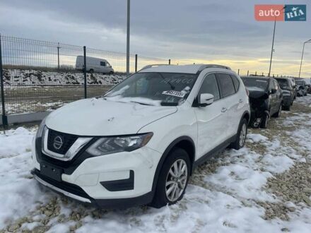 Белый Ниссан Rogue, объемом двигателя 2.5 л и пробегом 65 тыс. км за 12300 $, фото 1 на Automoto.ua