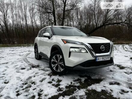 Ниссан Rogue 2020 в Киеве на Automoto.ua Белый Ниссан Rogue, объемом двигателя 2.49 л и пробегом 45 тыс. км за 25500 $, фото 1 на Automoto.ua