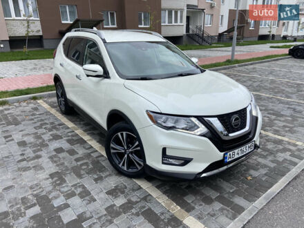 Ніссан Rogue 2020 у Вінниці на Automoto.ua Білий Ніссан Rogue, об'ємом двигуна 2.49 л та пробігом 94 тис. км за 19600 $, фото 1 на Automoto.ua